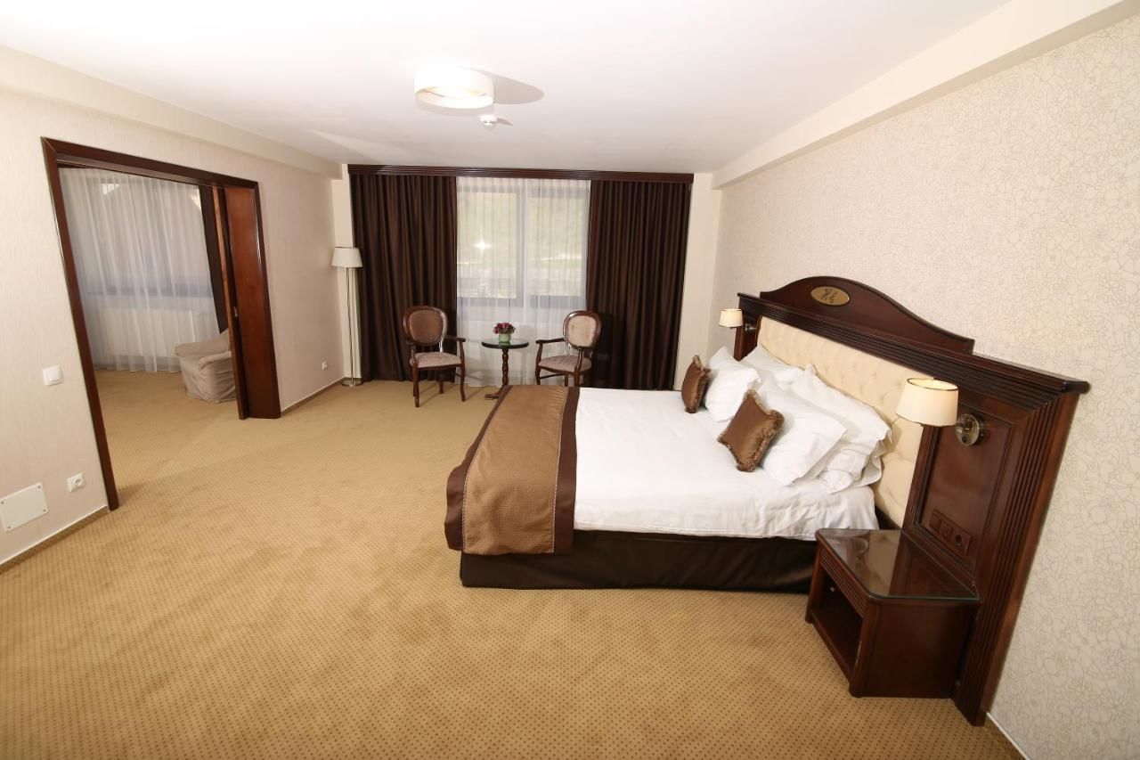 Отель Hotel Carmen Предял-13