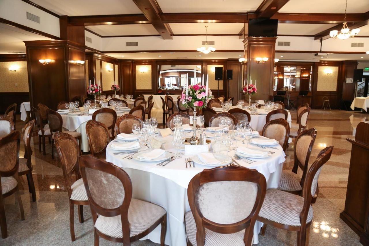 Отель Hotel Carmen Предял-18