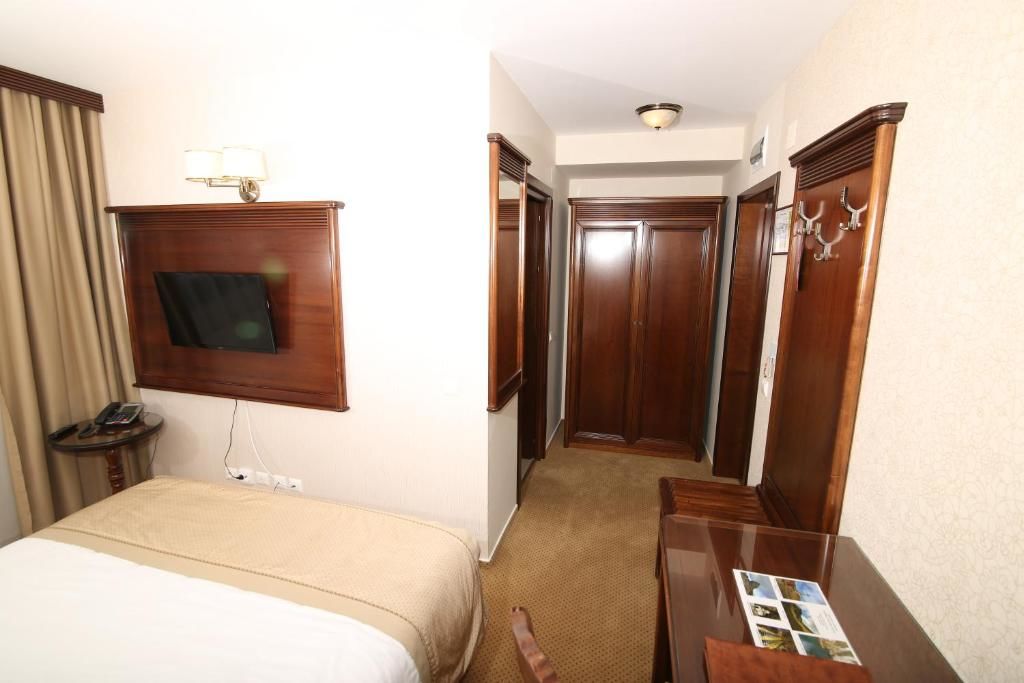 Отель Hotel Carmen Предял-56