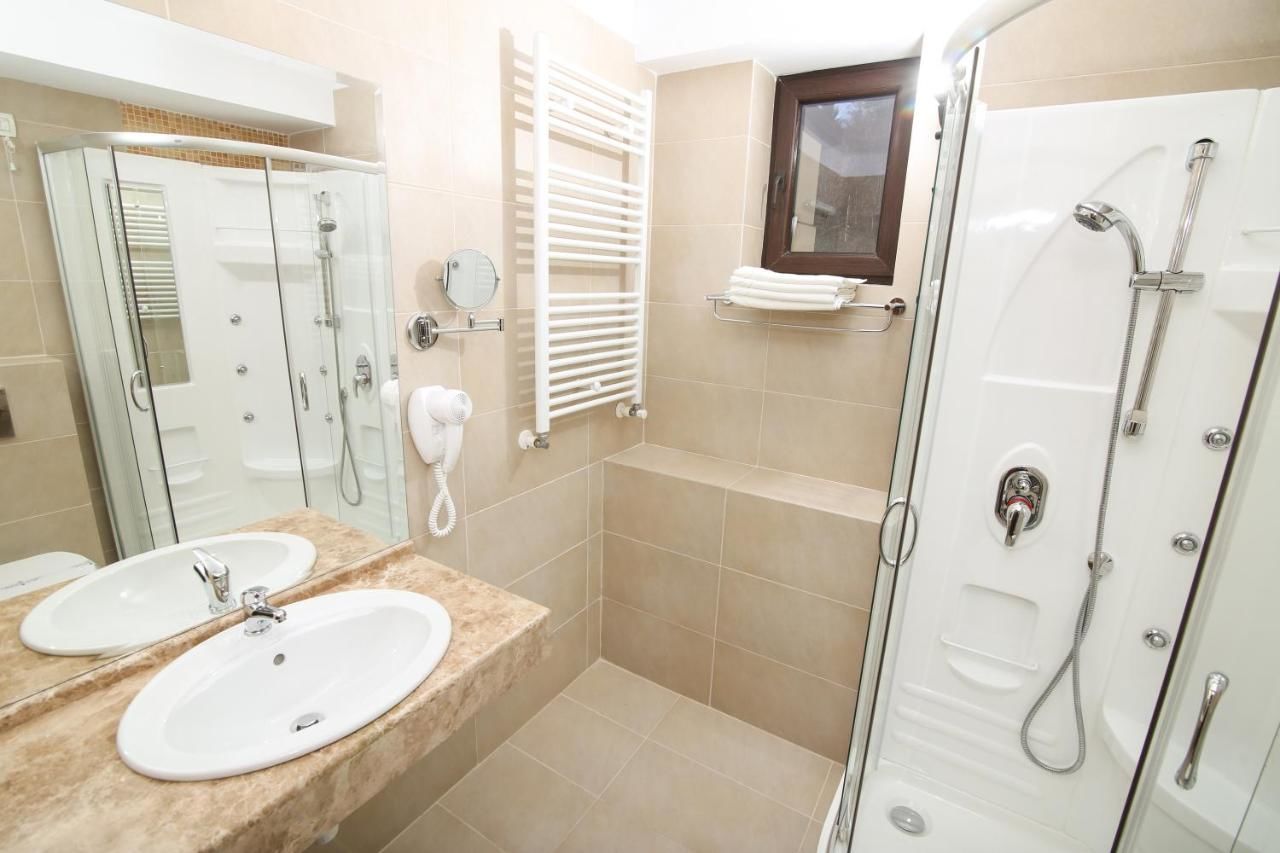Отель Hotel Carmen Предял-10